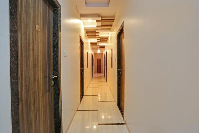 Hotel Amfahh - Andheri West Railway Station مومباي المظهر الخارجي الصورة